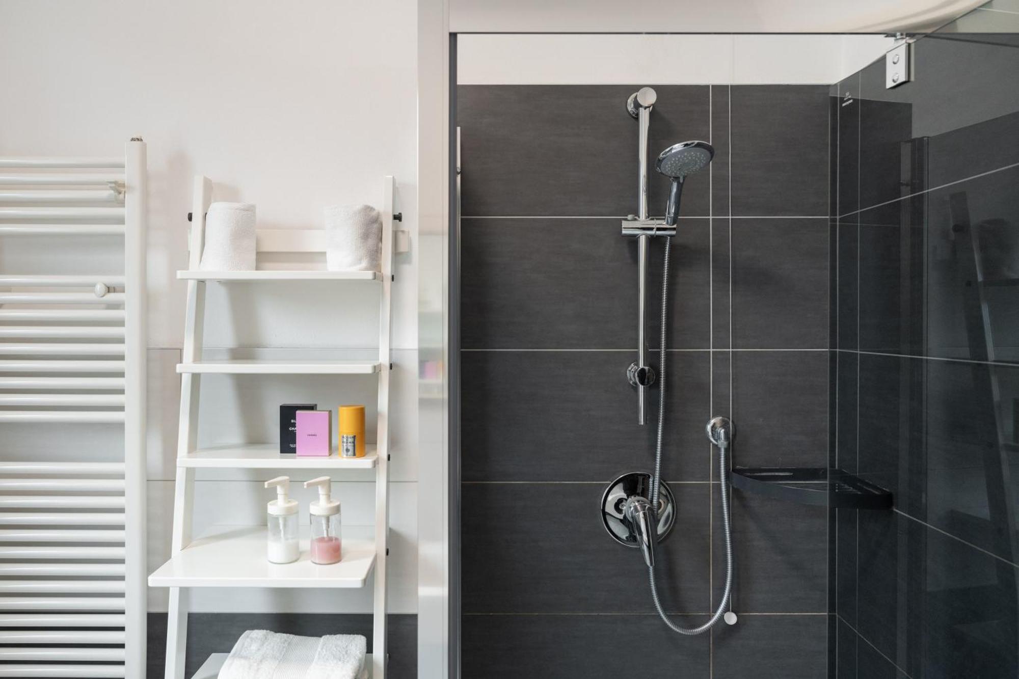 Bardolino Suite Екстериор снимка